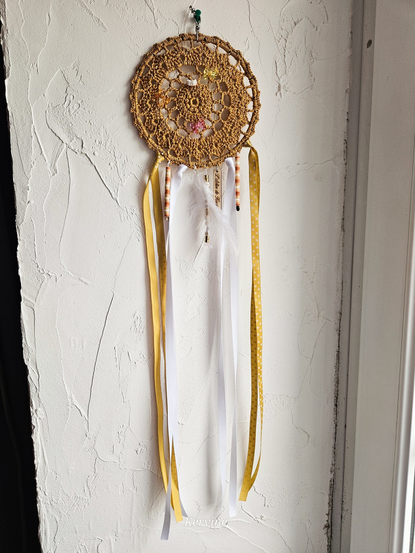 Attrape rêve n°15 en crochet doré - L'atelier de Kervine